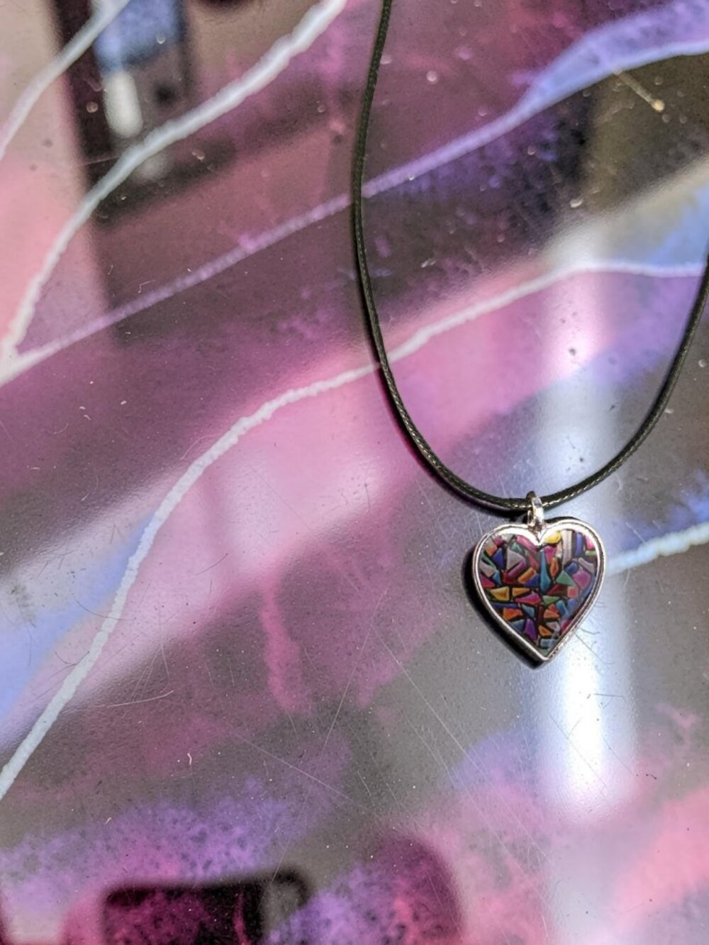 ART DECO HEART PENDANT NECKLACE~ 18 IN ON A THONG ROPE W EXTENSION